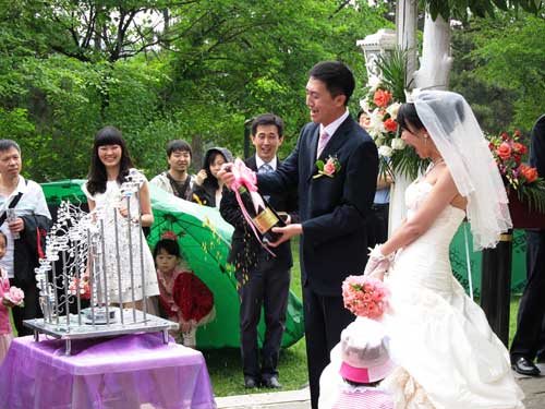 Wedding Traditions Of China Dresses