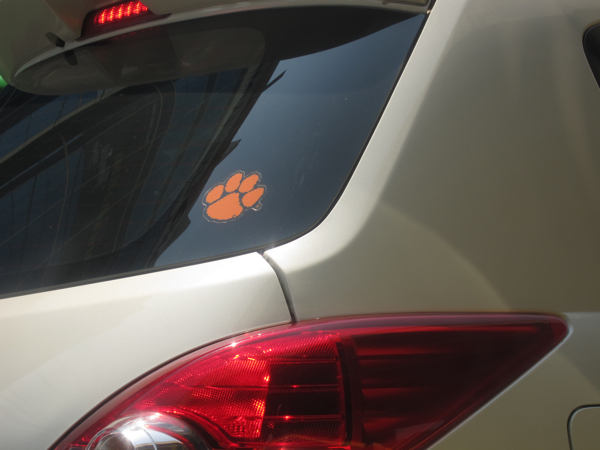 bangkok-clemson-tiger-paw